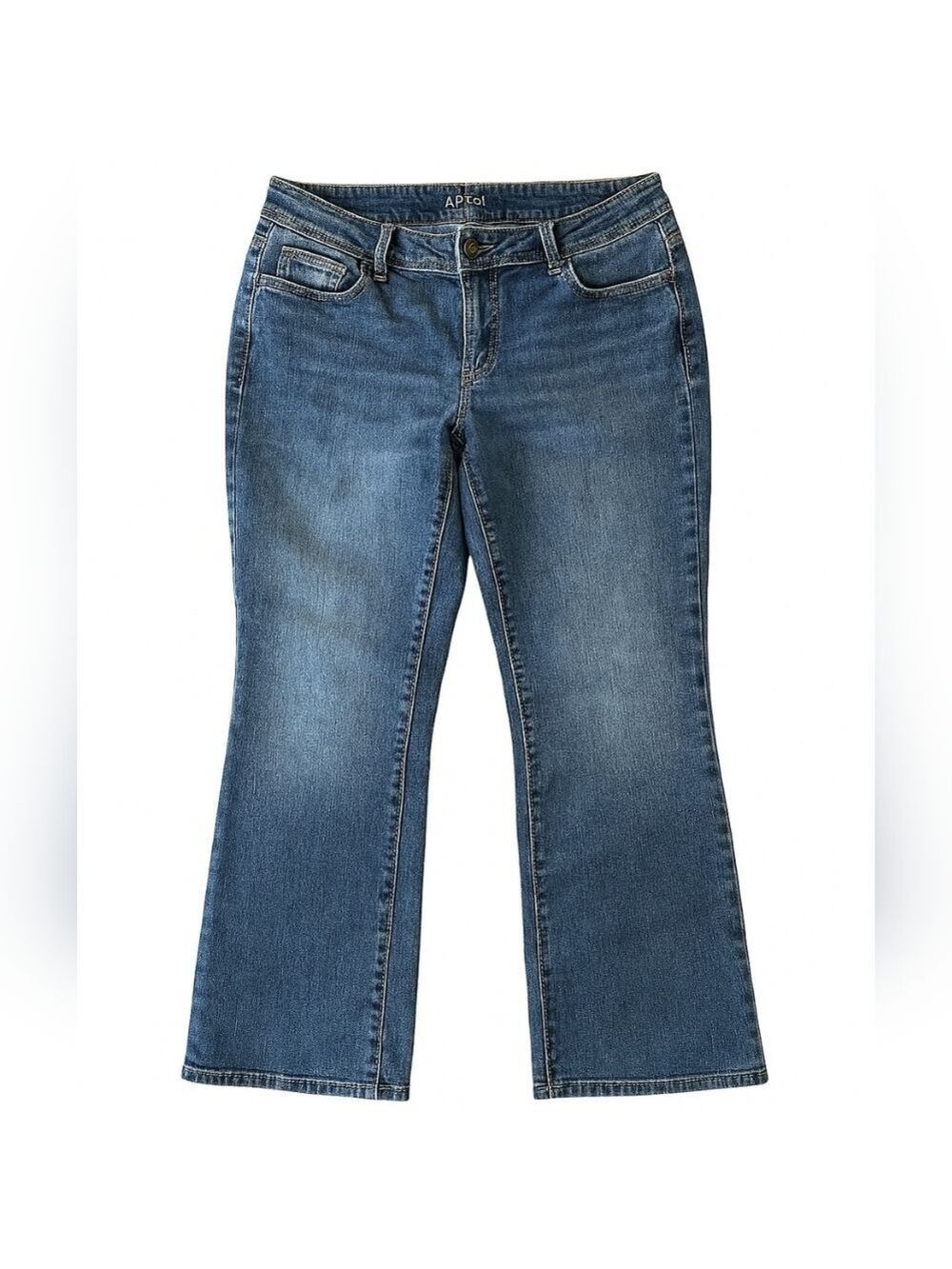 Apt. 9 Women's Boot Cut Jeans in Denim Blue